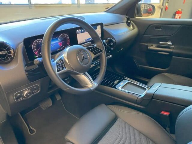 Mercedes-Benz GLA 200 Progressive