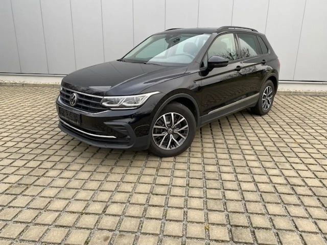 Volkswagen Tiguan 2.0 TSI DSG Life Sport