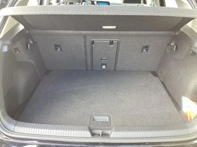 Volkswagen Golf 2.0 TDI DSG Golf VIII