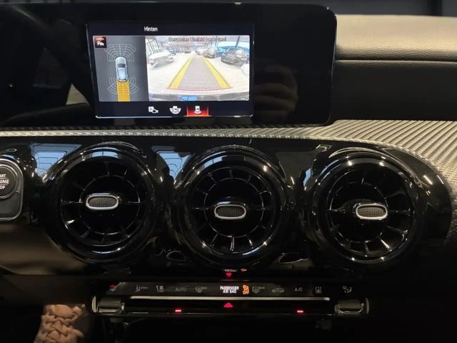 Mercedes-Benz A 250 A 250 e