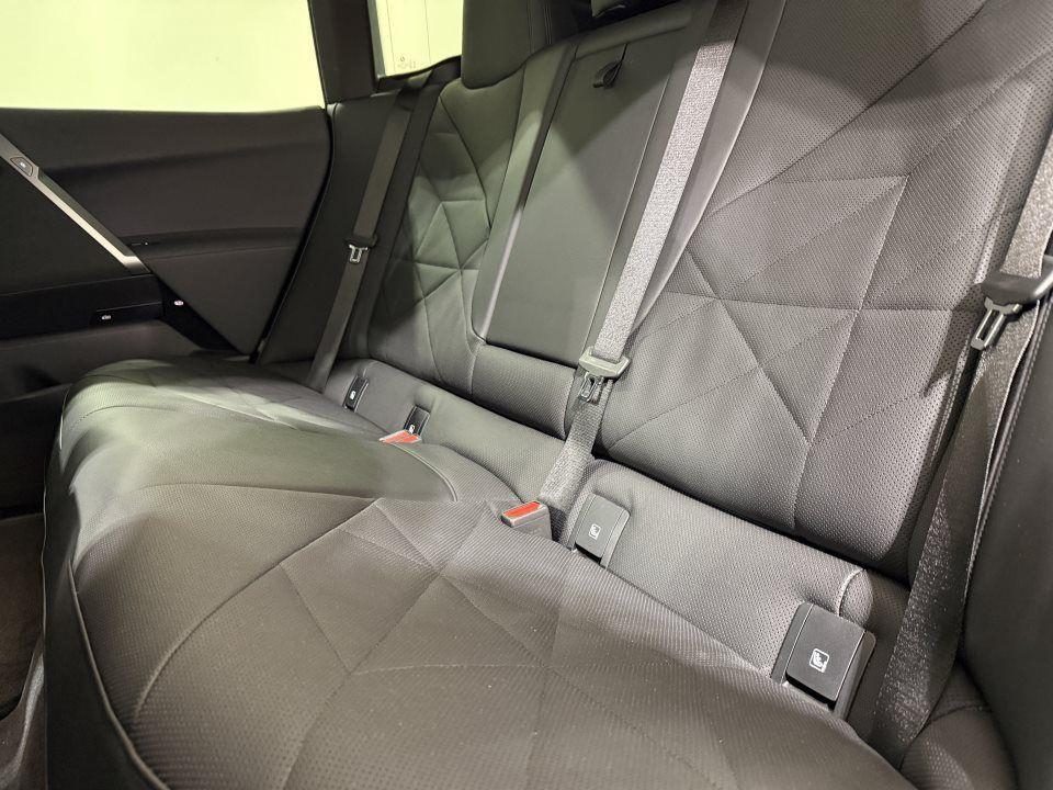 BMW iX xDrive40