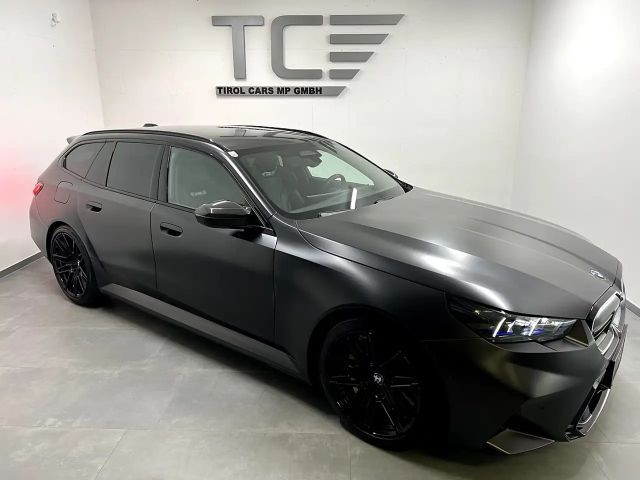 BMW M5 Touring, Ultimate Paket, AHK, Frozen, Keramik, ...