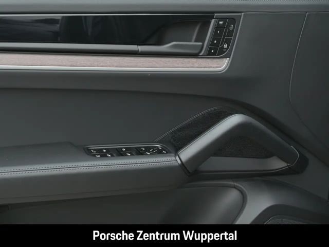 Porsche Cayenne E-Hybrid Turbo