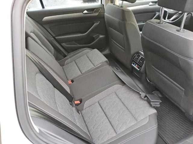 Volkswagen Passat 2.0 TDI Business DSG Variant