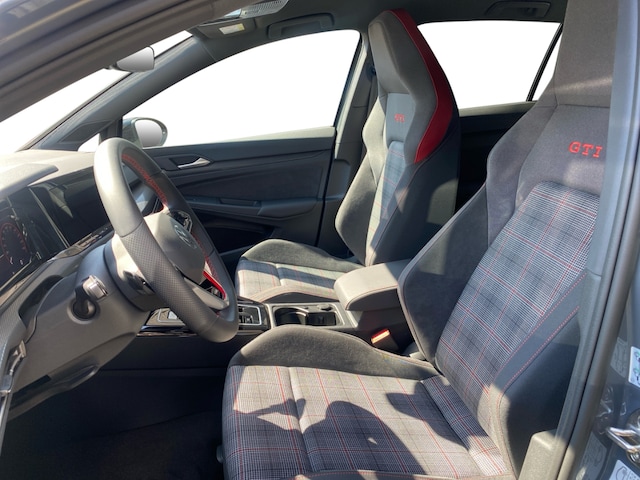 Volkswagen Golf 2.0 TSI DSG IQ.Drive