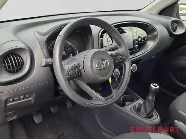 Toyota Aygo X Hatchback Play X-play