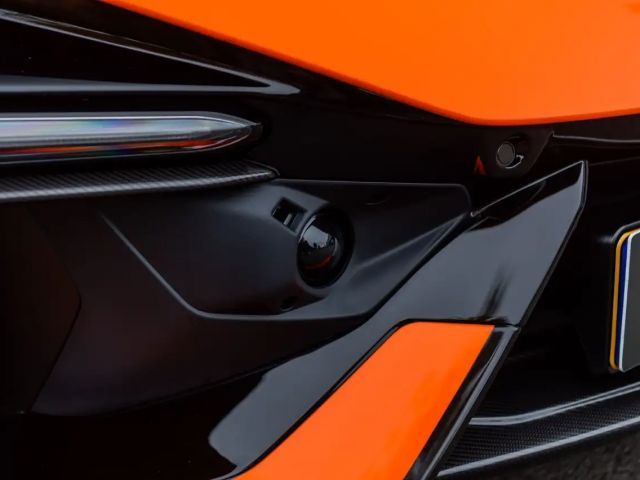 Lamborghini Revuelto *AD PERSONAM*CARBON*FULL ASSIST*SONUS*