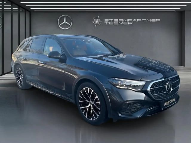 Mercedes-Benz E 220 4MATIC E 220 d Estate