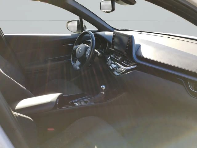 Toyota C-HR Hybride Team D