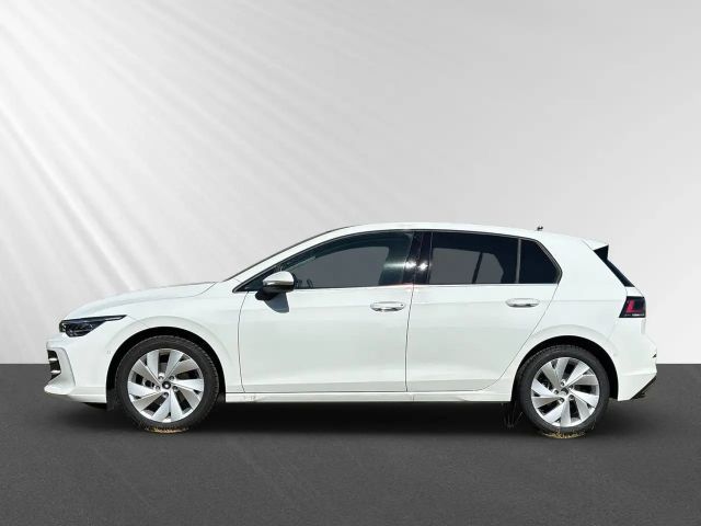 Volkswagen Golf 1.5 eTSI Golf VIII Style