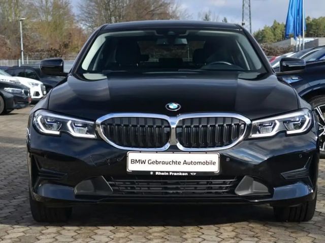 BMW 320 320i Advantage pakket Sedan