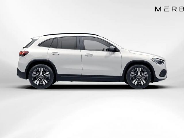 Mercedes-Benz GLA 180 GLA 180 d