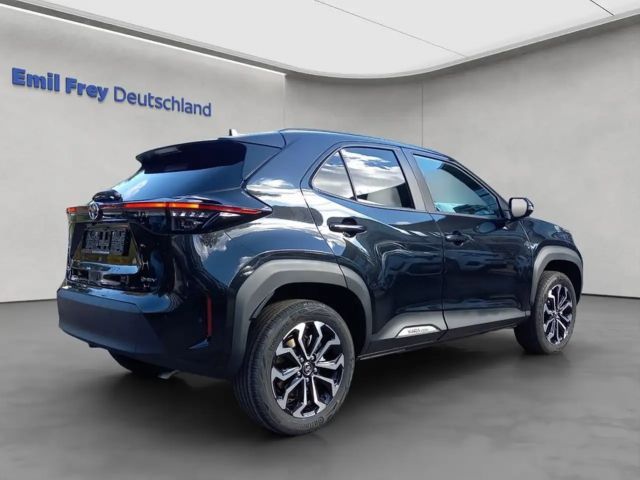 Toyota Yaris Cross Teamplayer,Safety-Paket,Winter-Paket