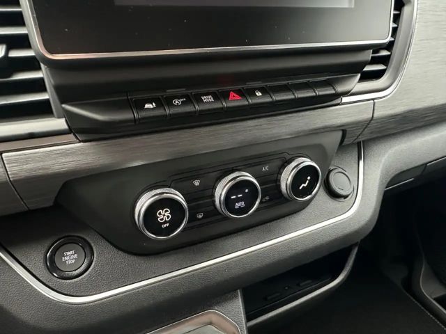 Renault Trafic Blue EDC Grand Spaceclass