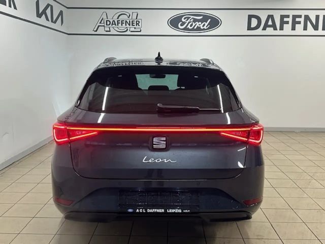 Seat Leon Sportstoure Road Edition VerkehrszeichenERK Navi A