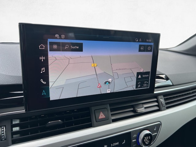 Audi A4 30 TDI S-Tronic Sedan