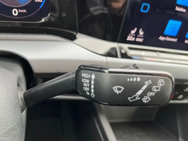 Volkswagen Golf 1.5 TSI Life