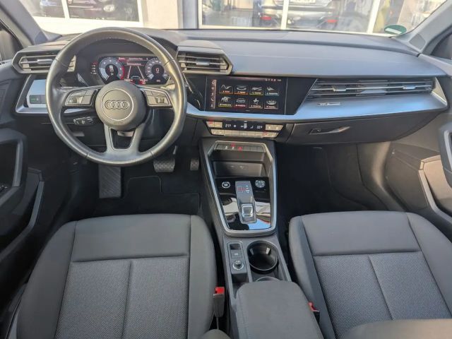 Audi A3 30 TDI Sedan Sportback