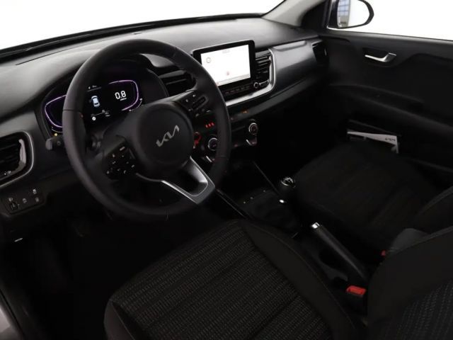 Kia Stonic 1.2 DPI Modell Silber Carplay Digitaltacho