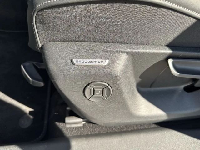 Volkswagen Tayron 2.0 TDI R-Line