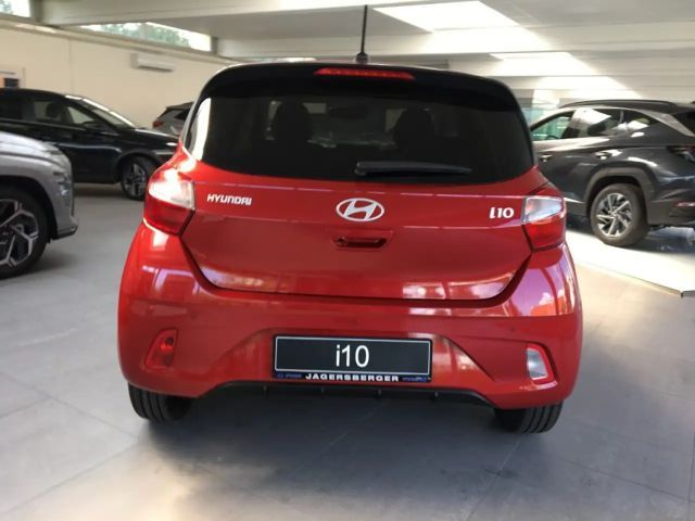 Hyundai i10 1,0 i Line Plus *Neuwertig*