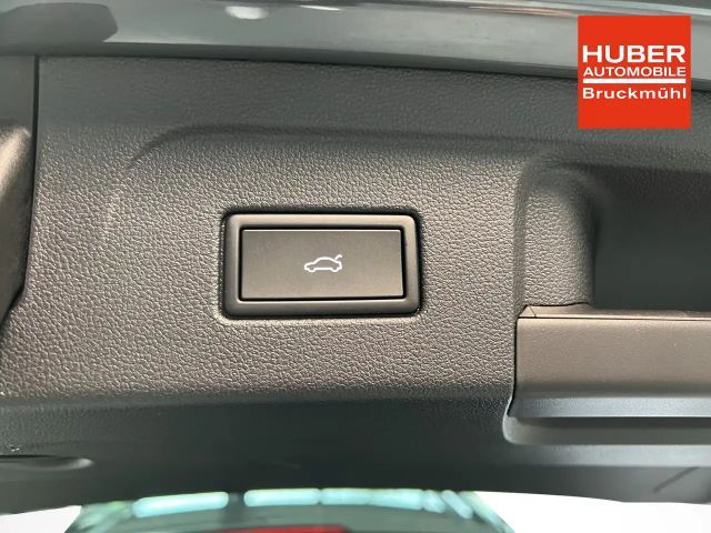 Volkswagen Touran DSG Plus