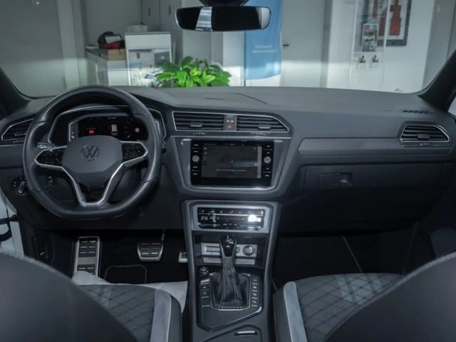 Volkswagen Tiguan R-Line eHybrid
