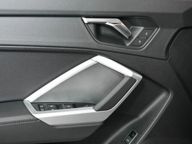 Audi Q3 35 TDI S-Tronic