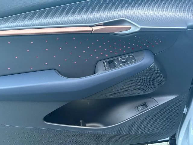 Cupra Tavascan Adrenaline