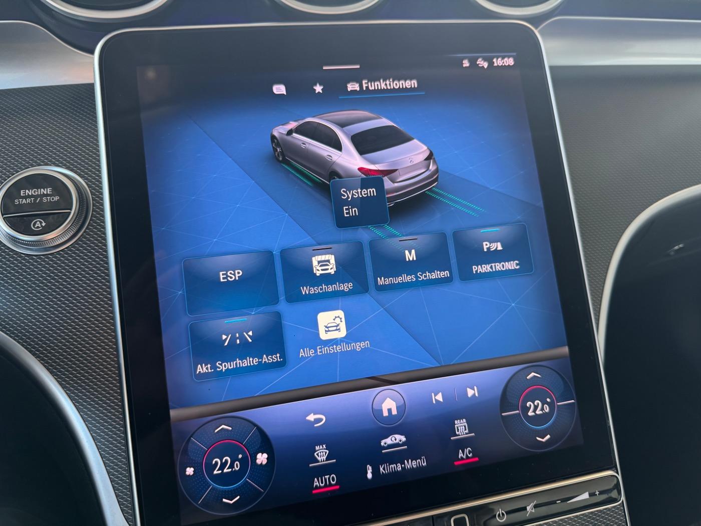 Mercedes-Benz C 200 4MATIC AMG Line Sedan