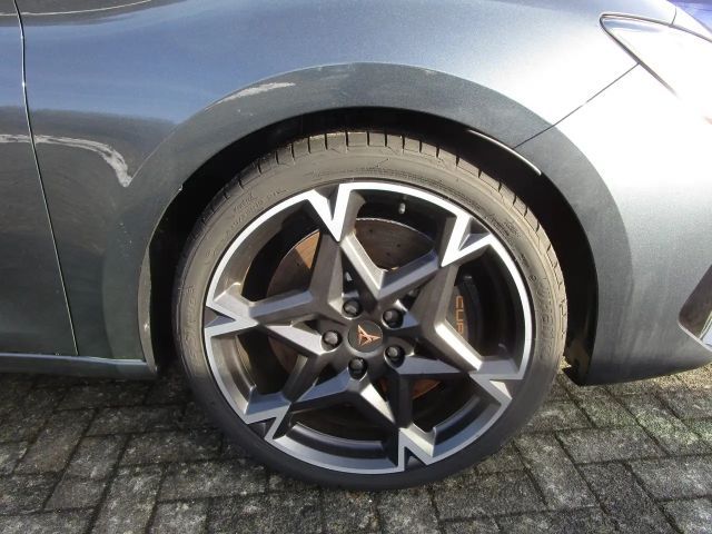 Cupra Leon 2.0 TSI 4Drive DSG Sportstourer VZ