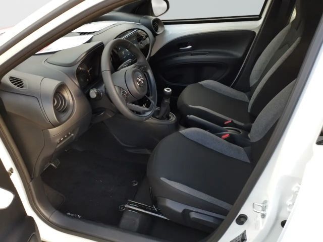 Toyota Aygo X Business Hatchback