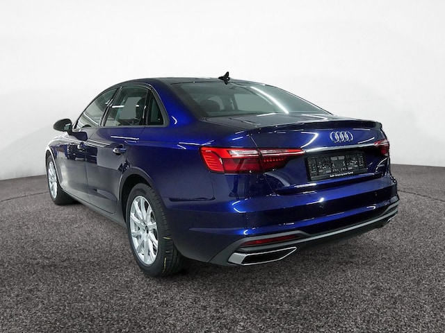 Audi A4 40 TFSI Quattro S-Tronic Sedan