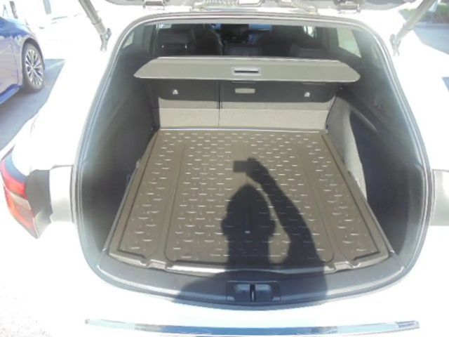 Toyota Corolla Active Hybride Touring