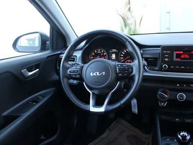 Kia Rio Titan