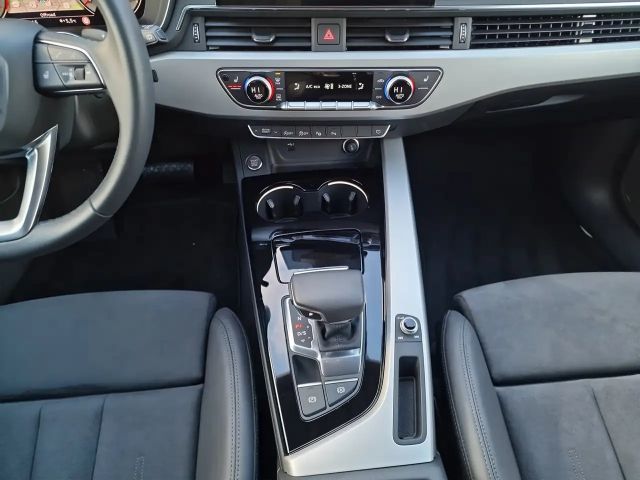 Audi A4 35 TDI Avant S-Line
