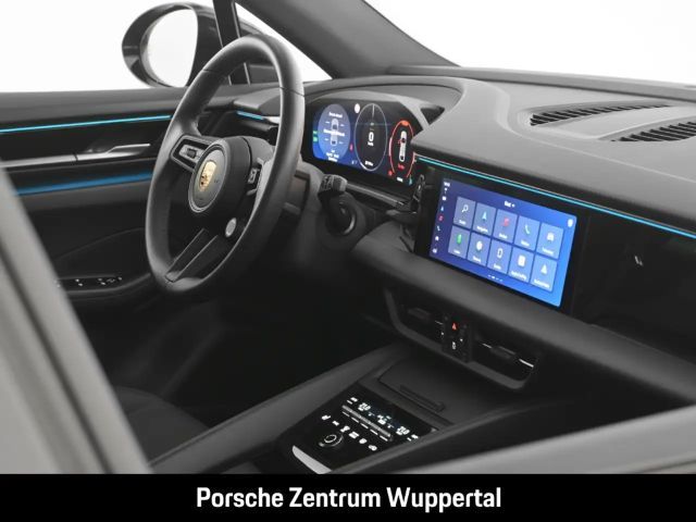 Porsche Macan 4