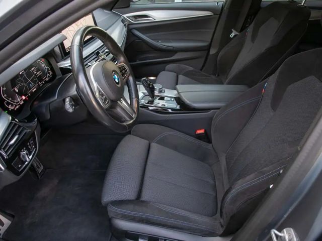 BMW 530 530e M-Sport Touring