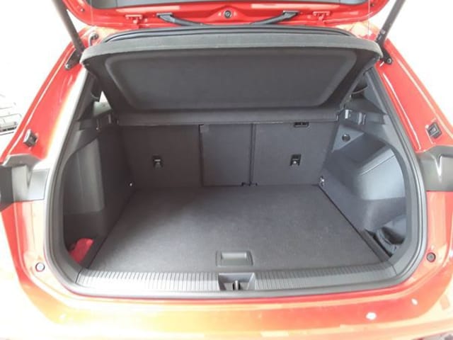 Volkswagen Tiguan Tiguan 1.5   R-L  P 130 TSID6F