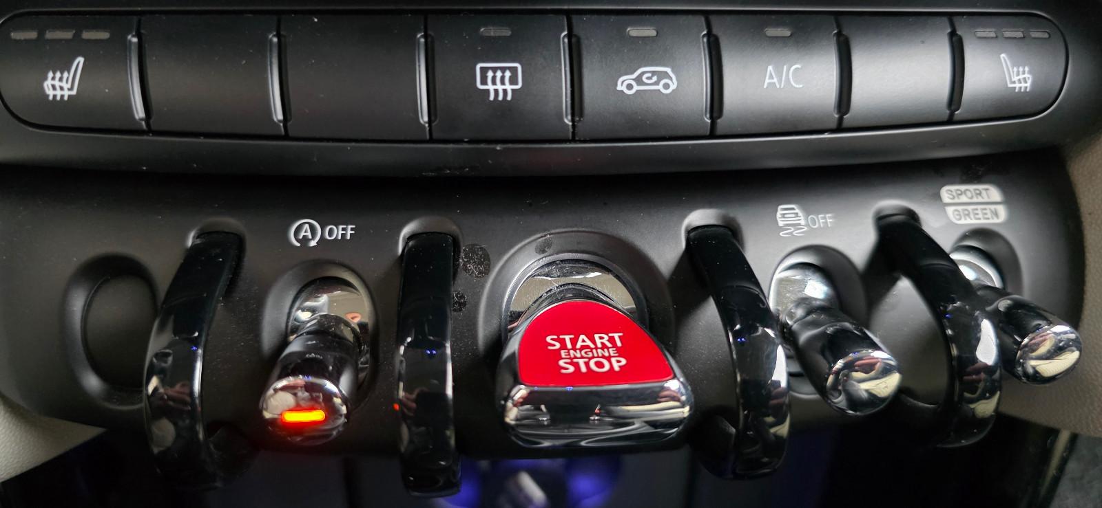 MINI Cooper Resolute Edition 1-Hand LED 2.J-Garantie