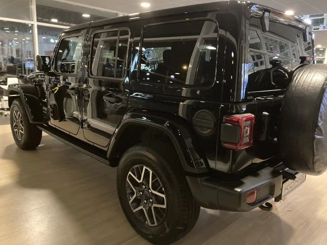 Jeep Wrangler Sahara