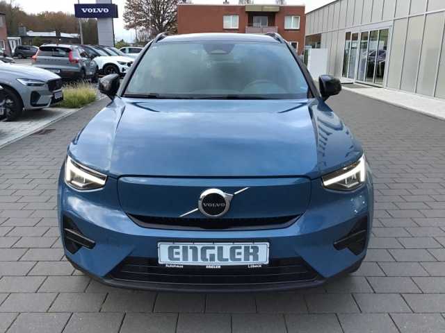 Volvo XC40 Core Recharge
