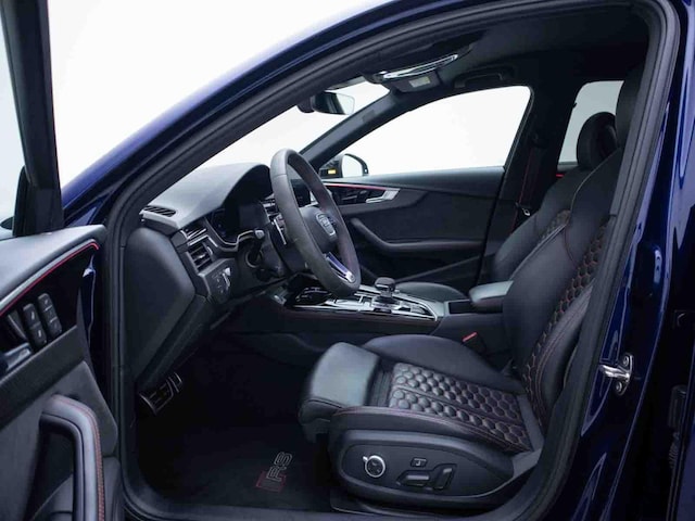 Audi RS4 Avant Quattro