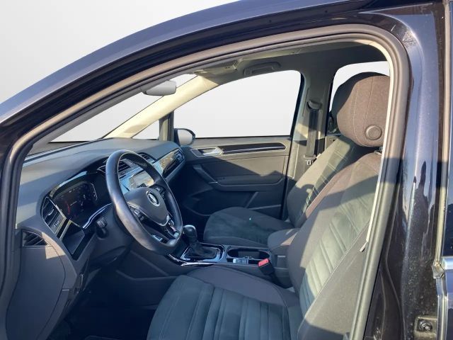 Volkswagen Touran 1.5 TSI DSG Highline