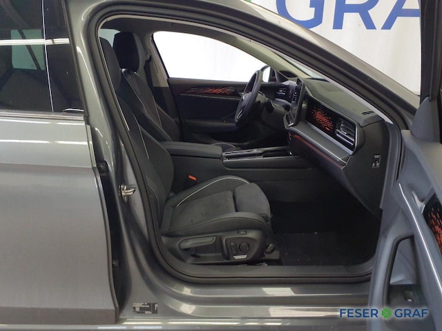 Volkswagen Passat 1.5 eTSI Business