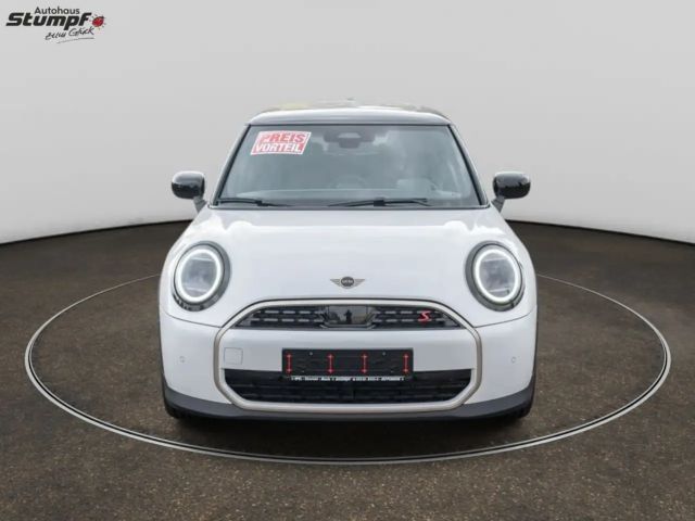 MINI Cooper S MINI Cooper S Favoured NAVI/HUD/ John Cooper S Sit