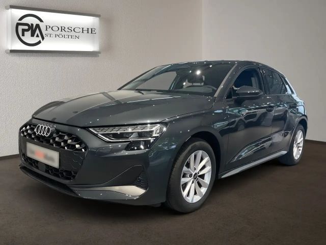 Audi A3 30 TFSI Sedan