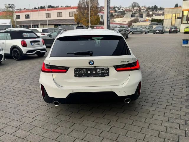 BMW 320 320i Touring