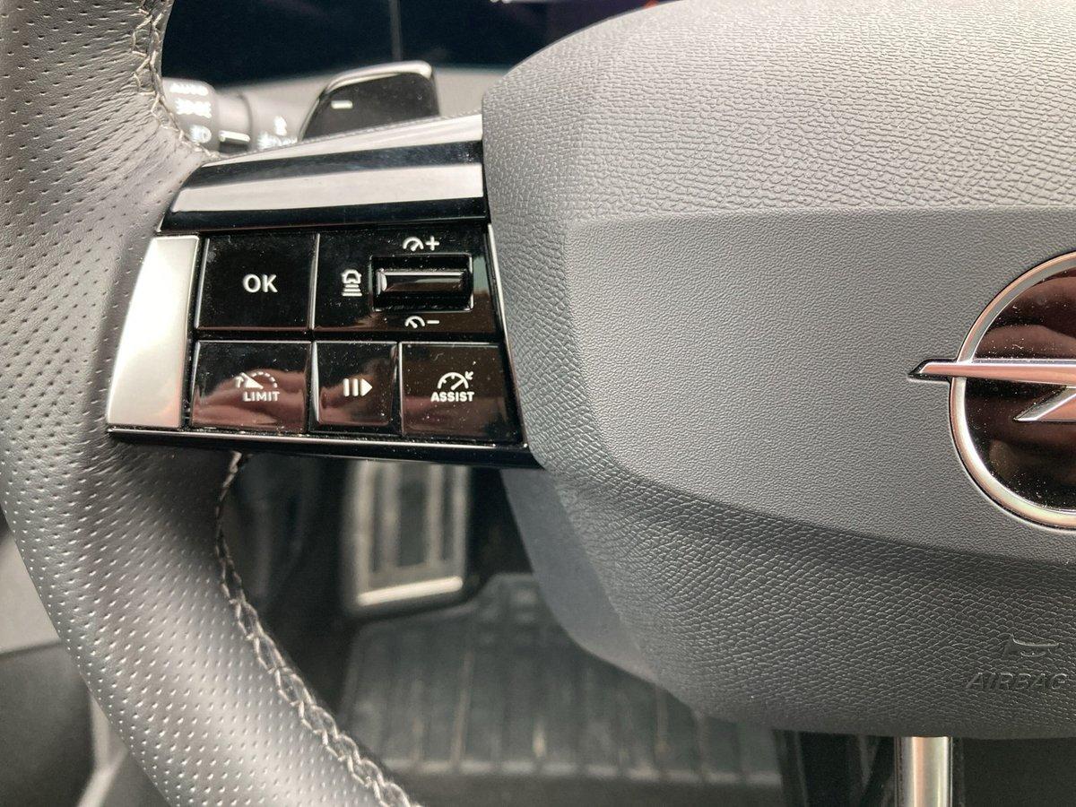 Opel Astra 1.2 Turbo Sports Tourer Ultimate