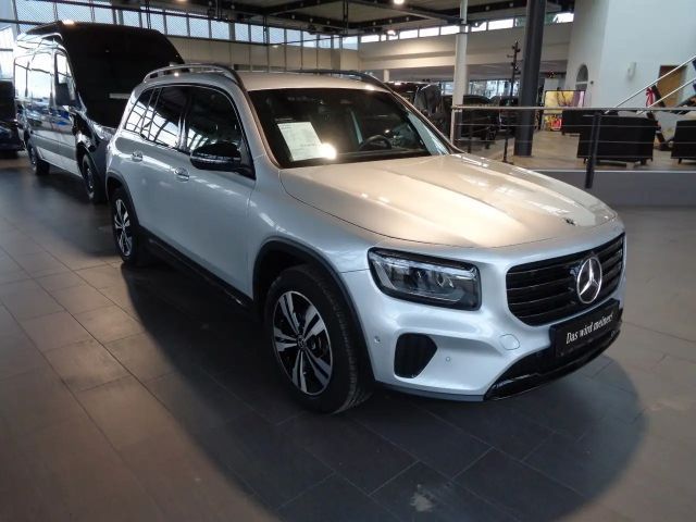 Mercedes-Benz GLB 200 GLB 200 d